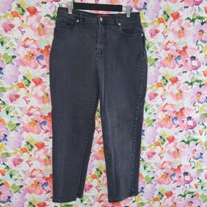 Vintage Gloria Vanderbilt Black Washed Missy Short Size 16 Womens Jeans